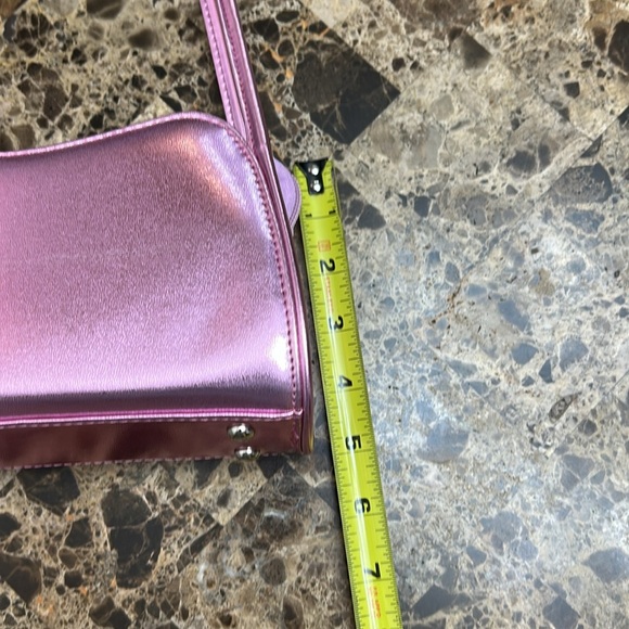 Glamorous Pink Shoulder Bag - Picture 9 of 9